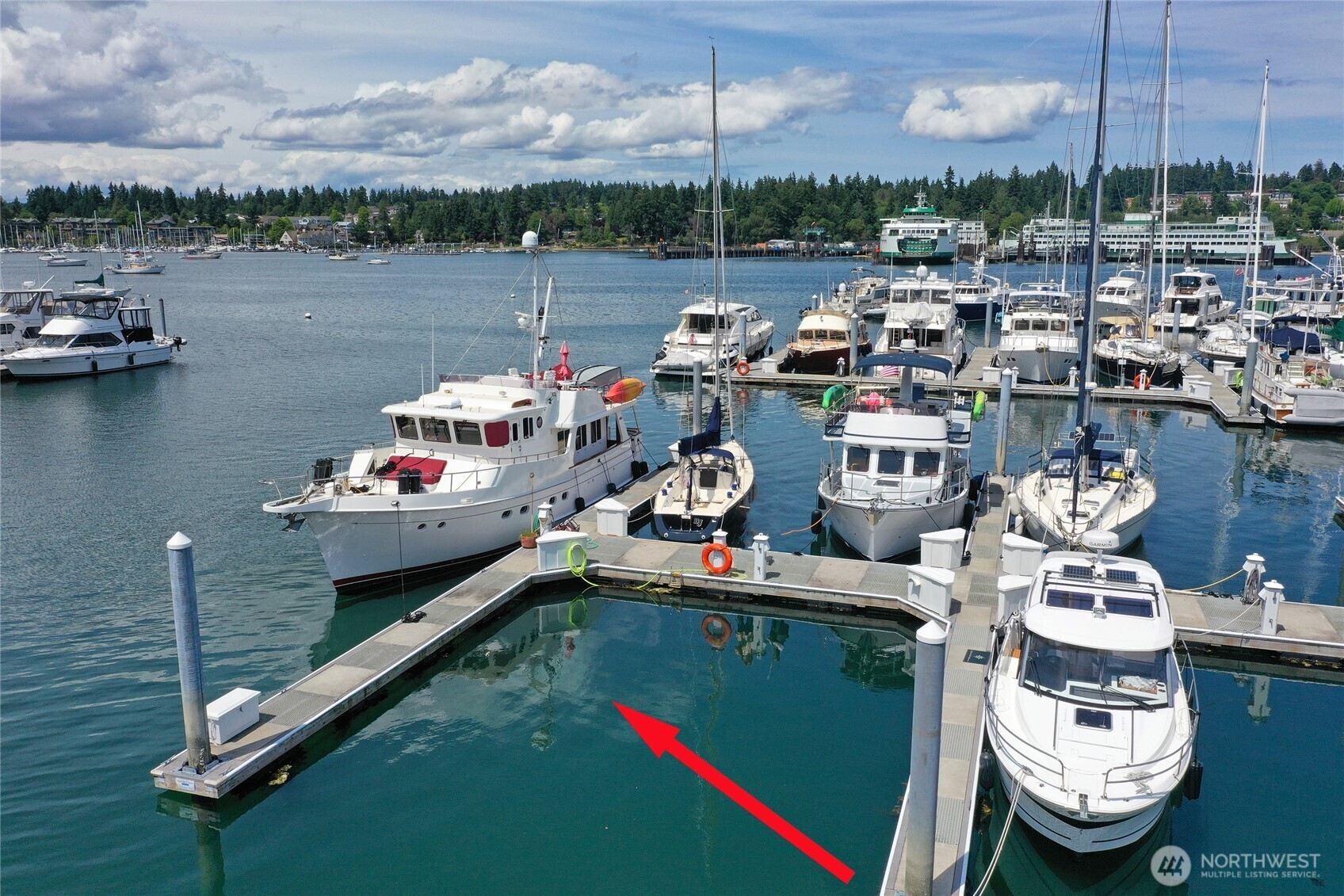 Property Photo: 5834 Ward Avenue NE B-25 WA 98110