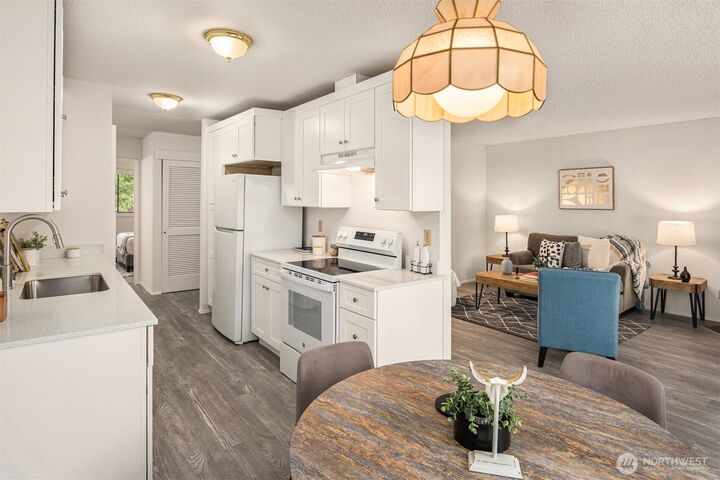 Property Photo:  14132  74th Place NE 16D  WA 98034 