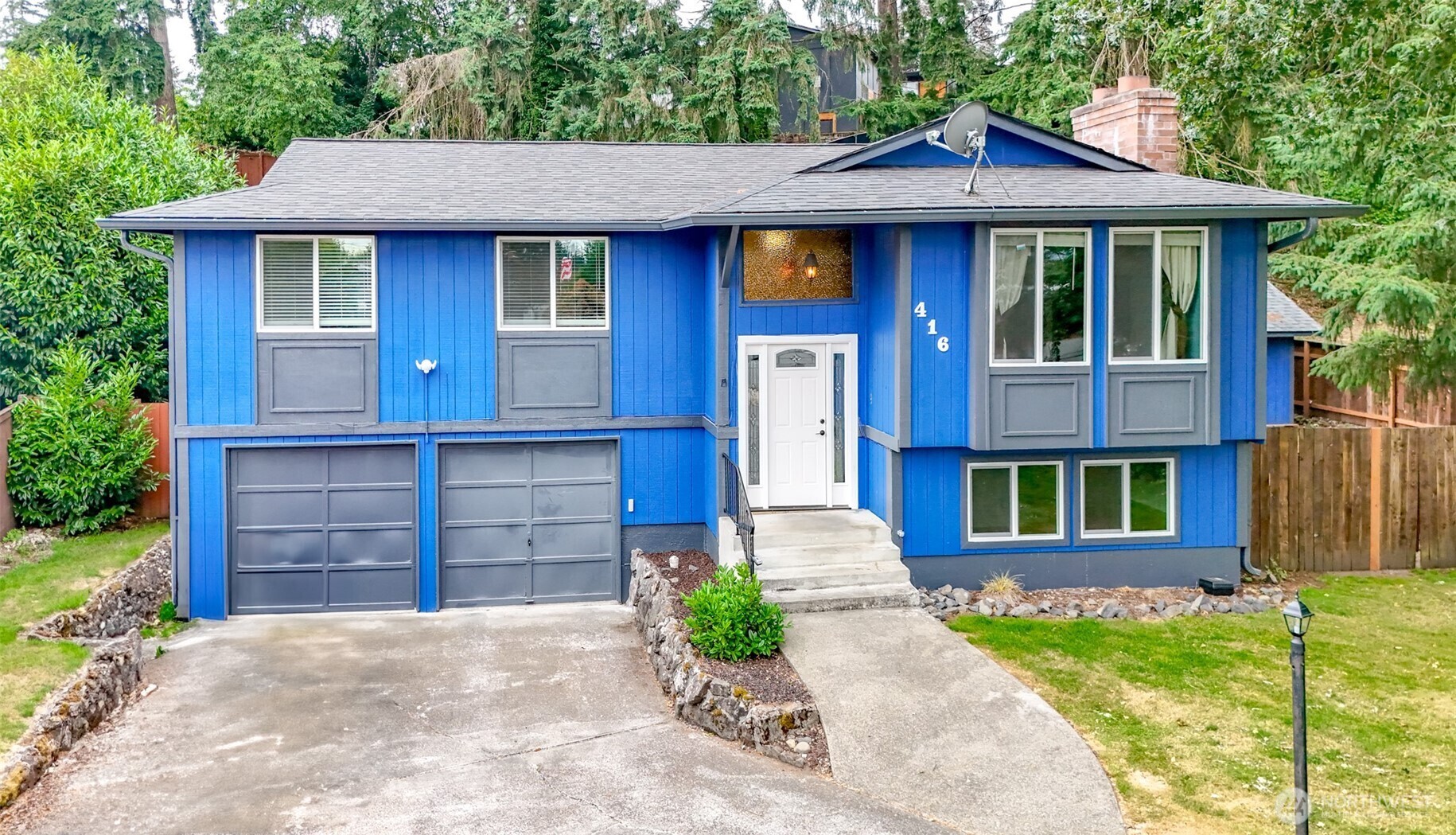 Property Photo: 416 142nd Street Ct S WA 98444