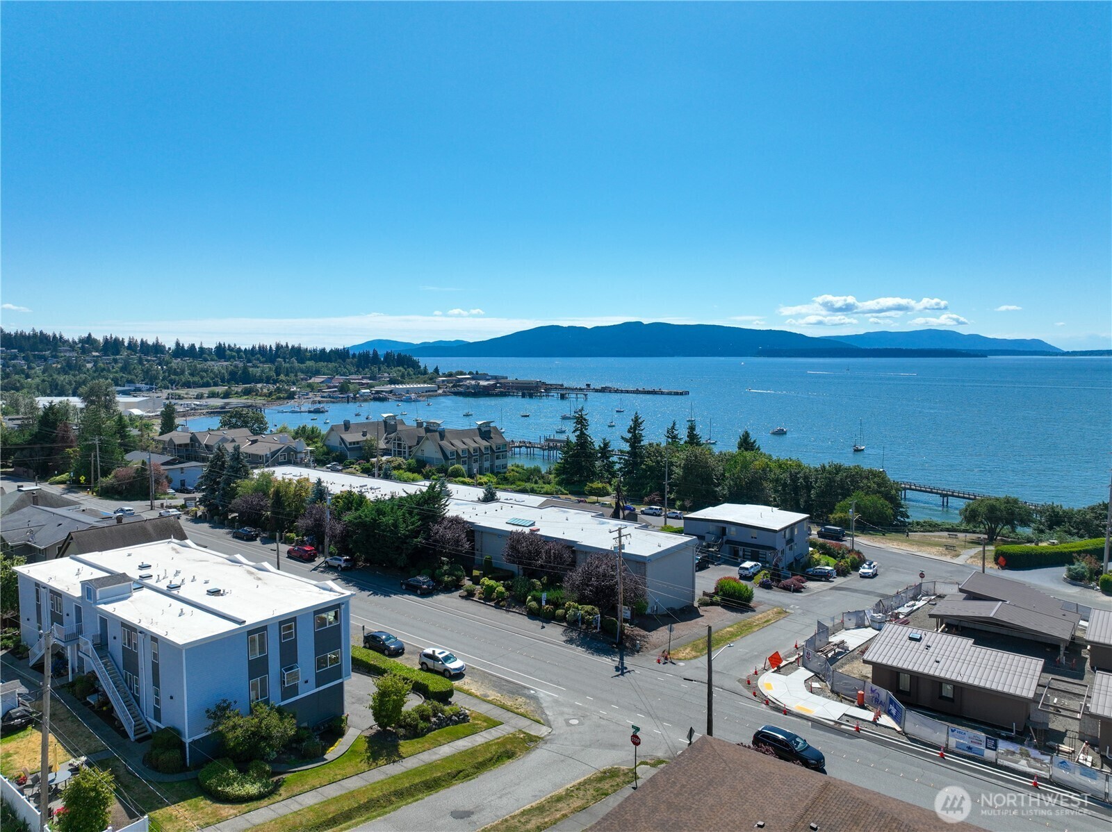 Property Photo:  618  12th Street  WA 98225 