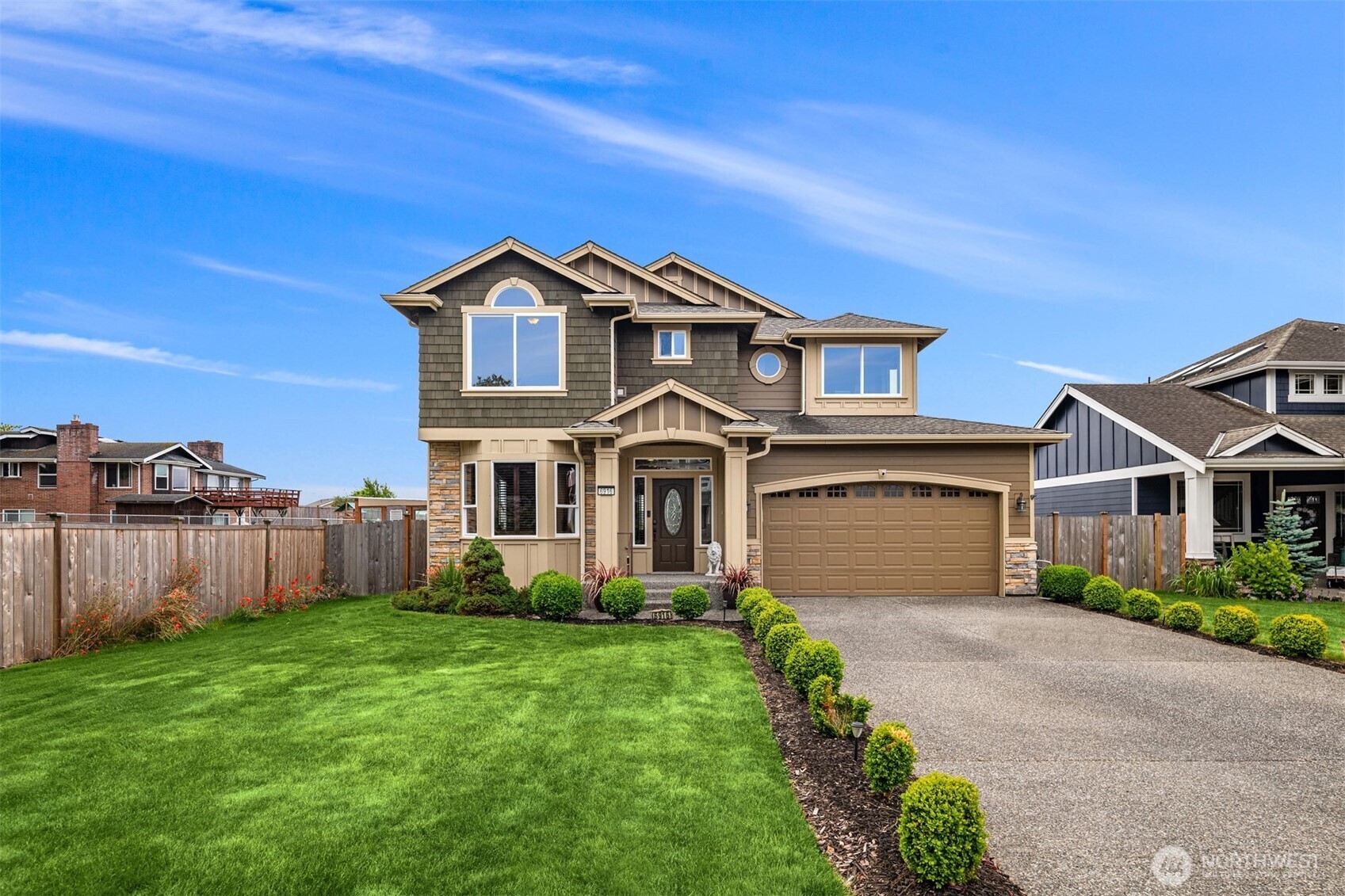 Property Photo: 6916 37th Place NE WA 98270