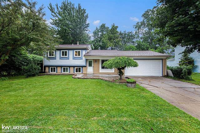 3675 Anvil Drive  Troy MI 48083 photo