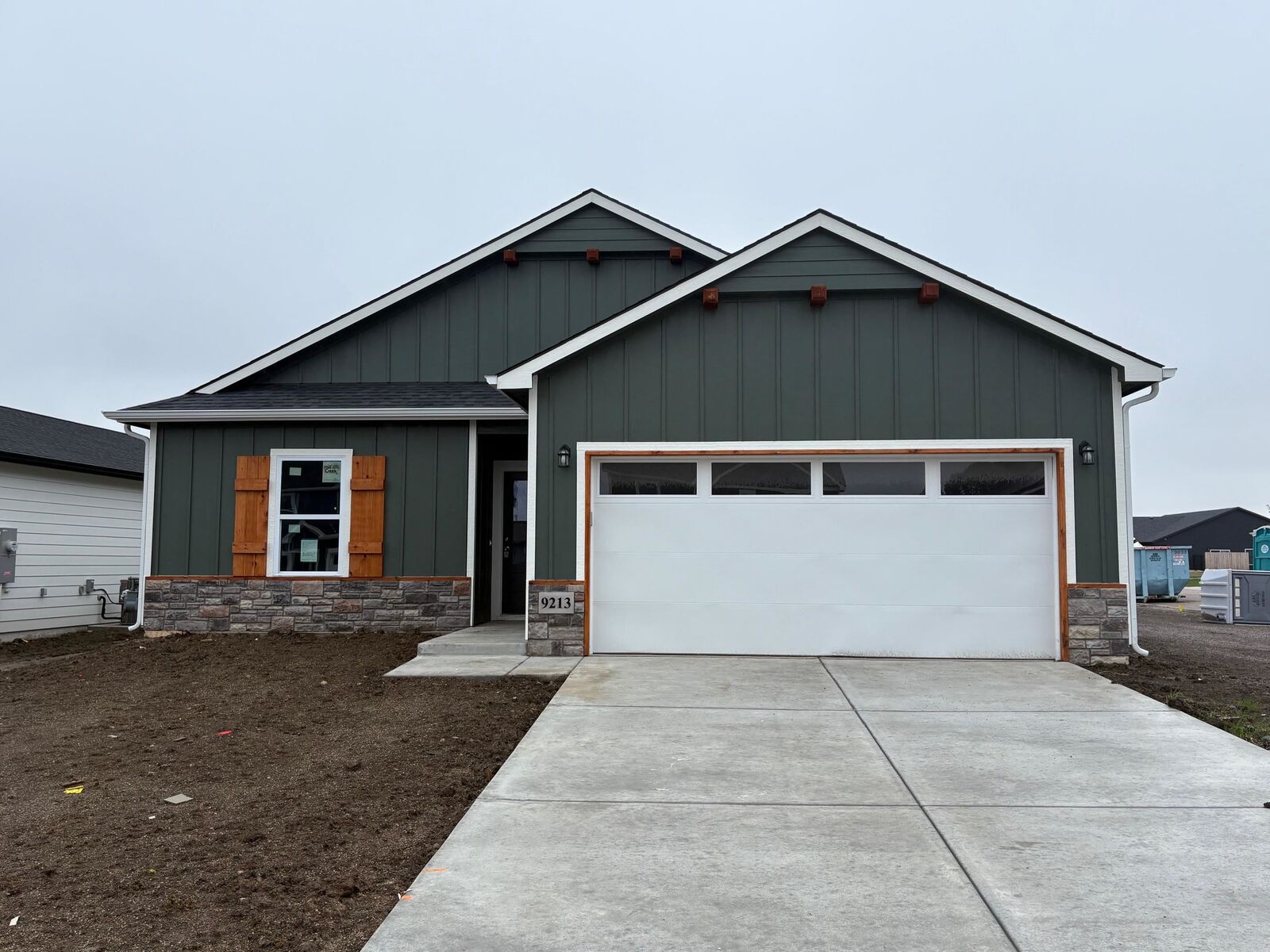 Property Photo: 9213 E Creed St KS 67210