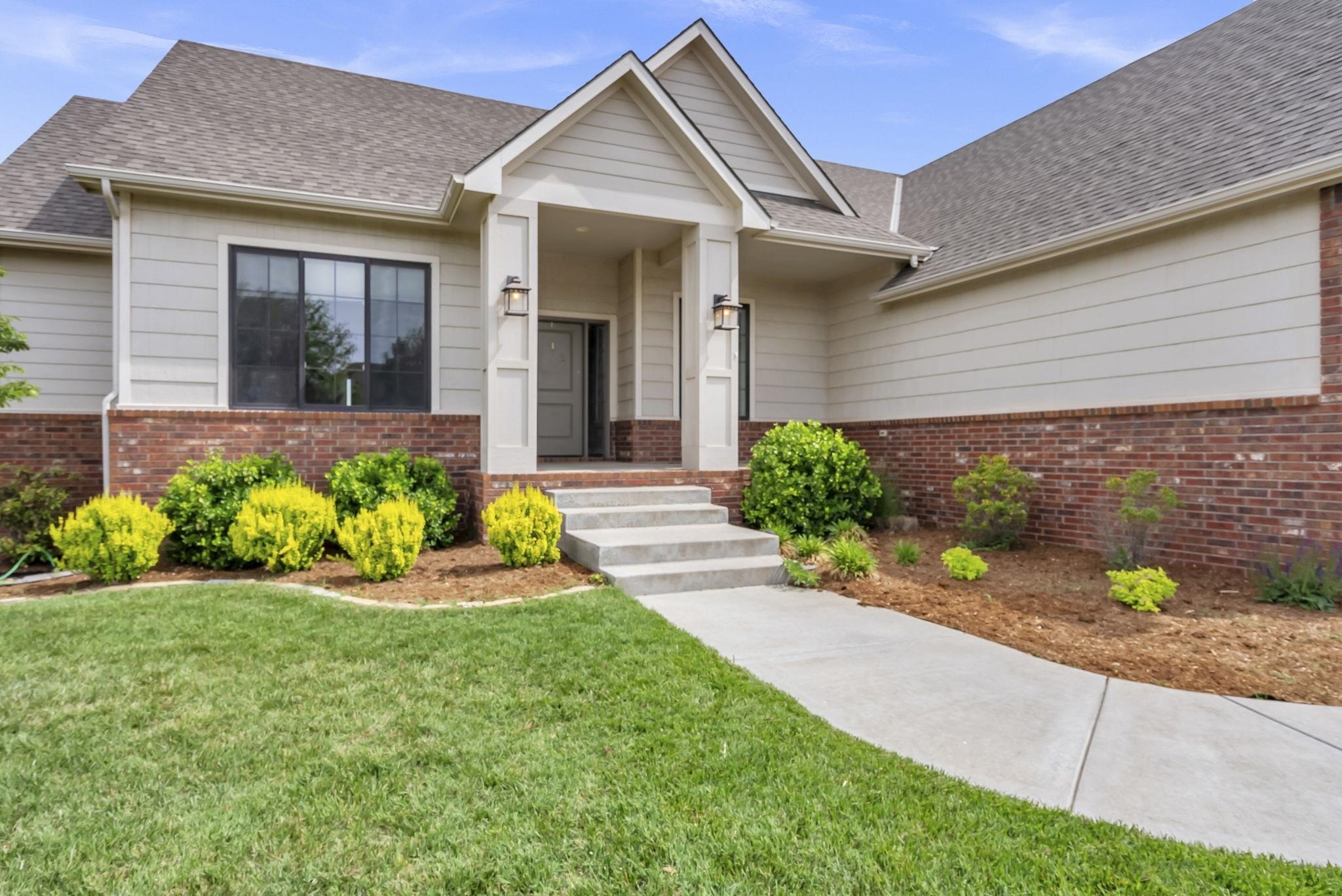 Property Photo:  14306 E Churchill Cir  KS 67230 