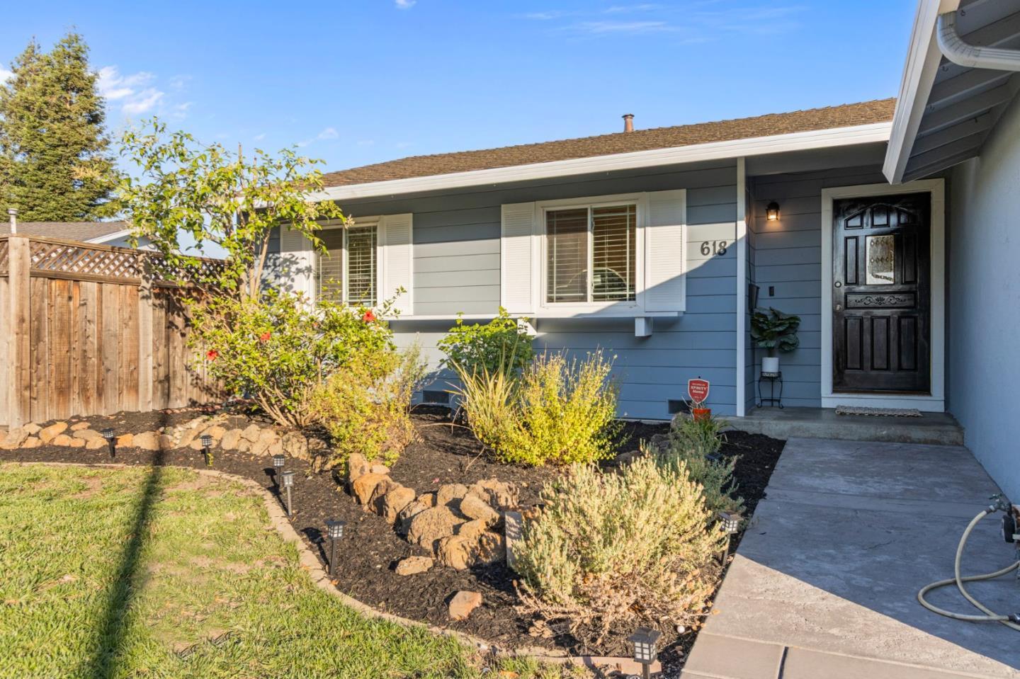 Property Photo: 618 Azule Avenue CA 95123