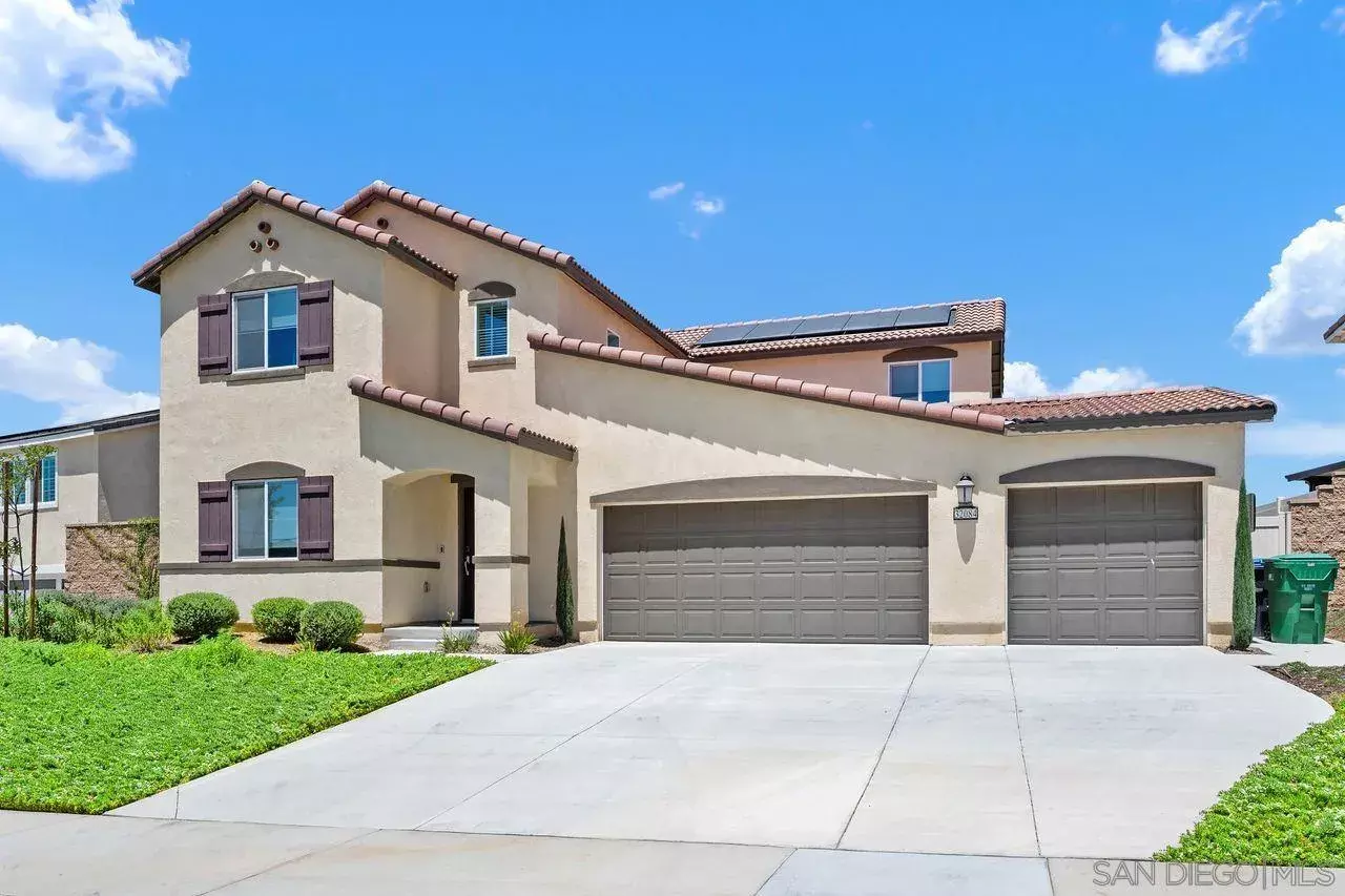 Property Photo: 32084 Rambling Court CA 92596