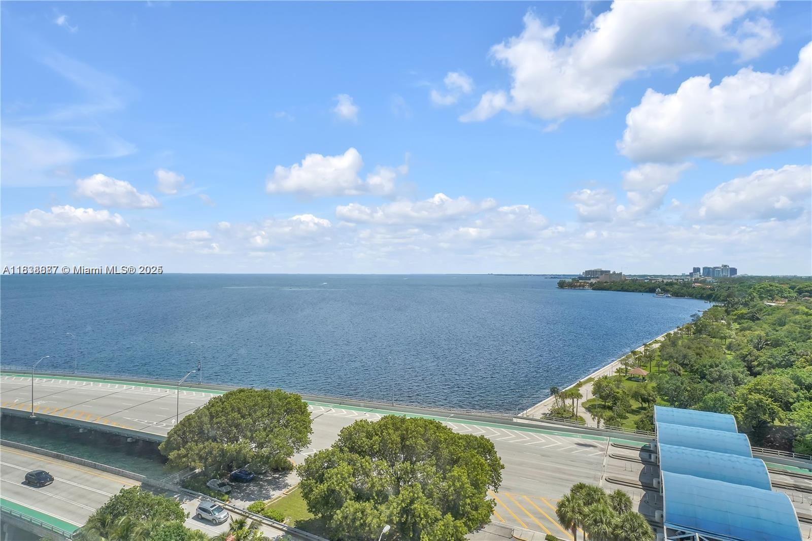 Property Photo: 150 SE 25th Rd 15J FL 33129