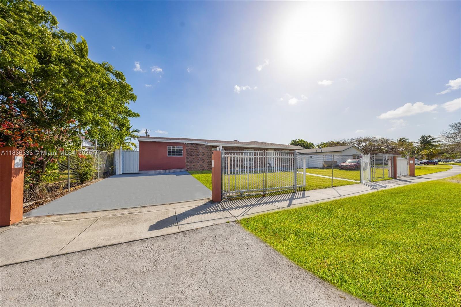Property Photo: 9985 Marlin Road FL 33157