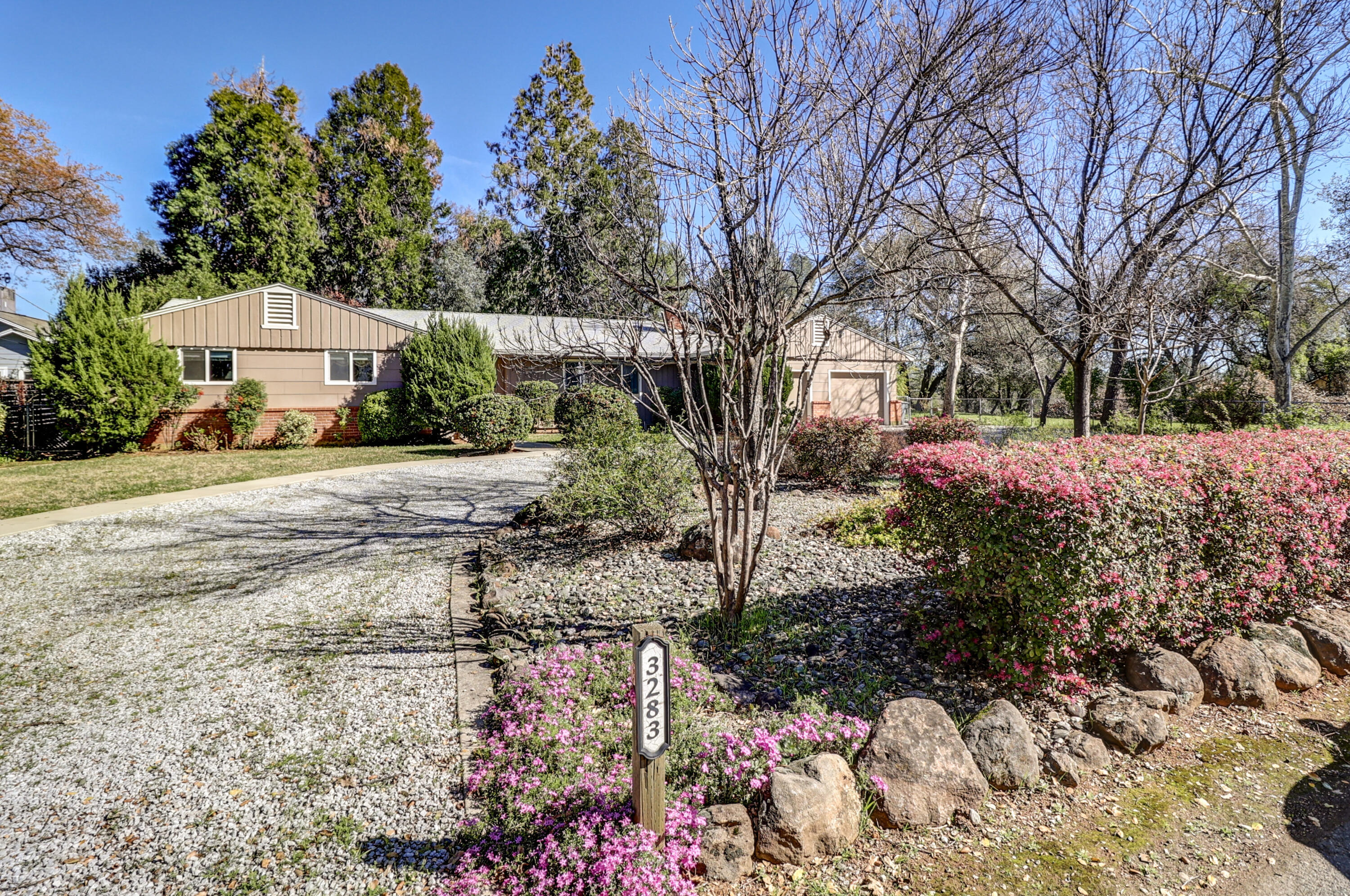 3283 Middleton Lane  Redding CA 96002 photo