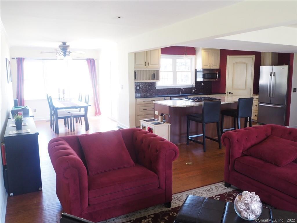 Property Photo: 182 Robert Treat Parkway CT 06460