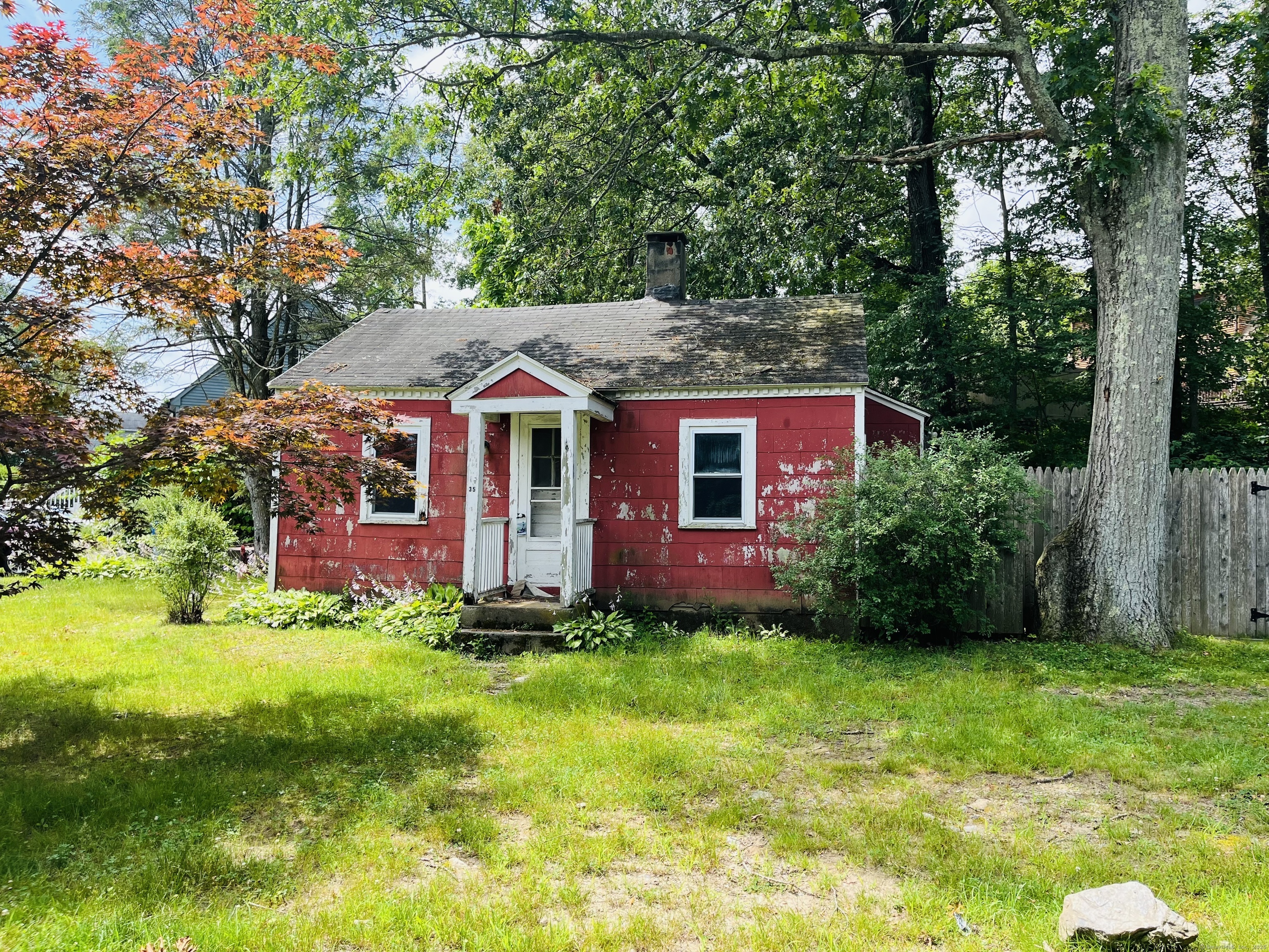 Property Photo: 35 Saginaw Trail CT 06484