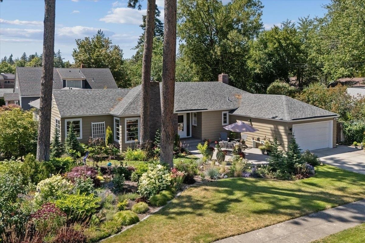 Property Photo: 2718 S Hatch St WA 99203