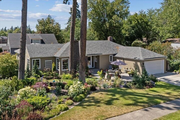 Property Photo: 2718 S Hatch St WA 99203