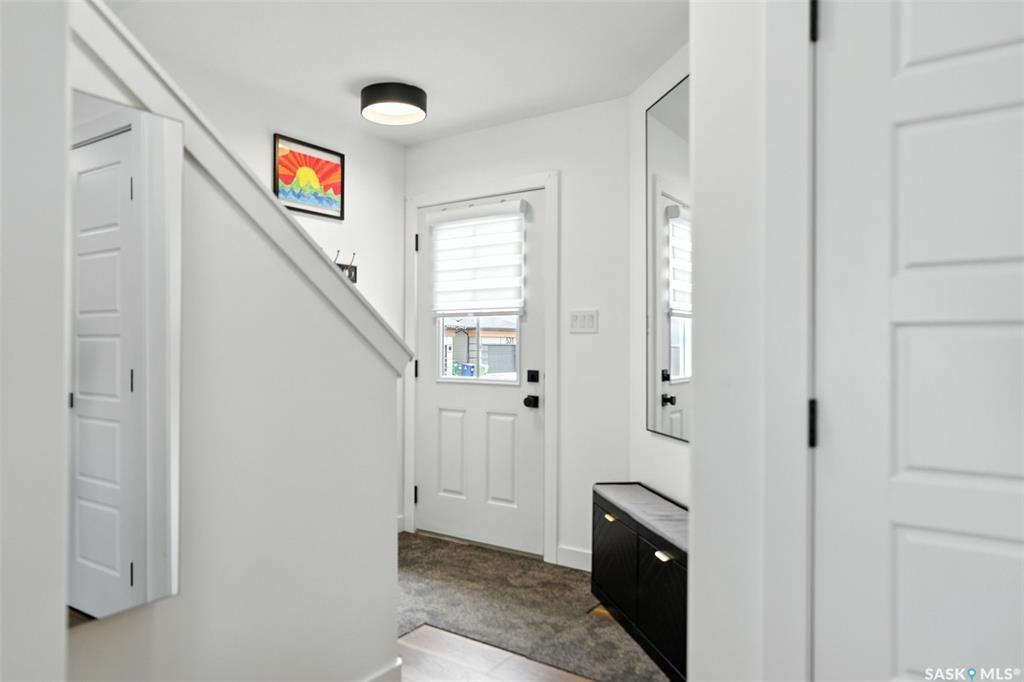 Property Photo:  213 Keith Way  SK S7V 0Y1 
