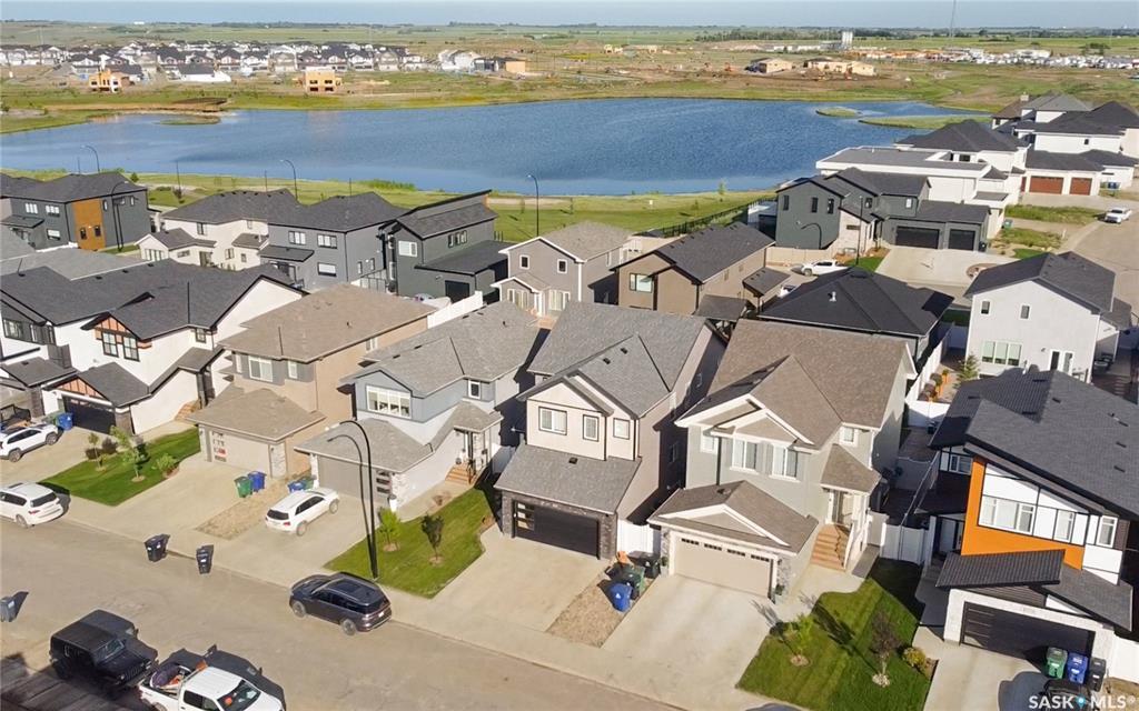 454 Aniskotaw Way  Saskatoon SK S7V 1M3 photo