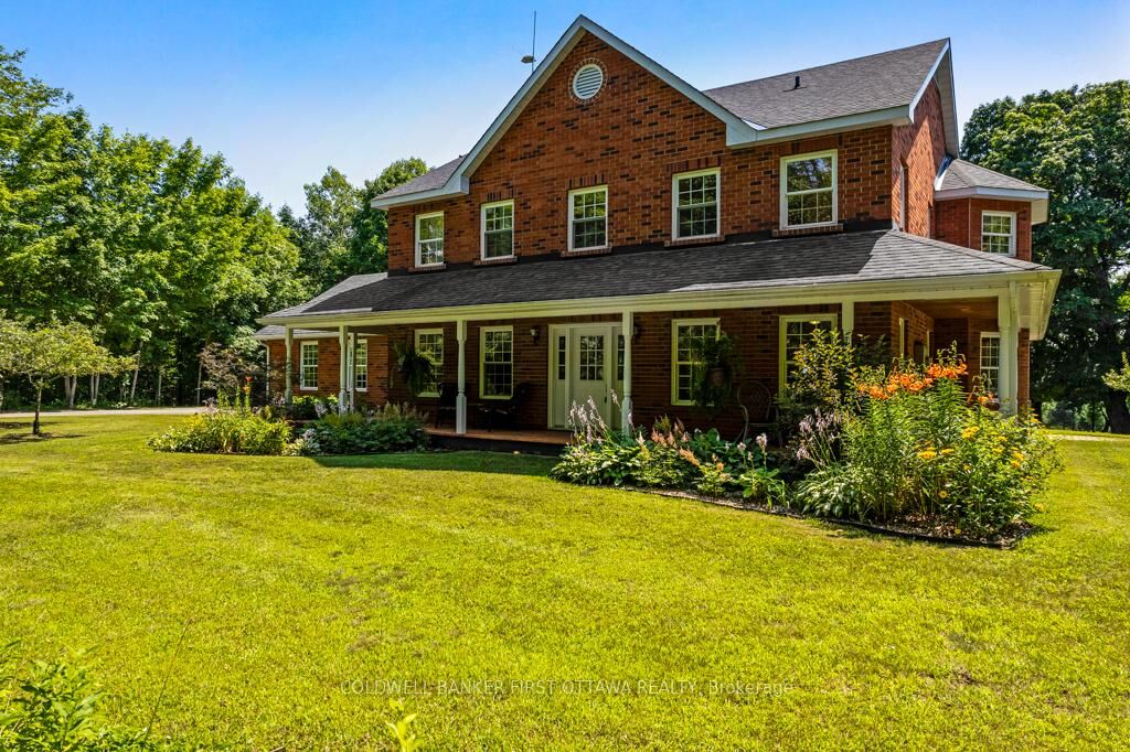 Property Photo:  512 Old Perth Road  ON K7C 0C5 