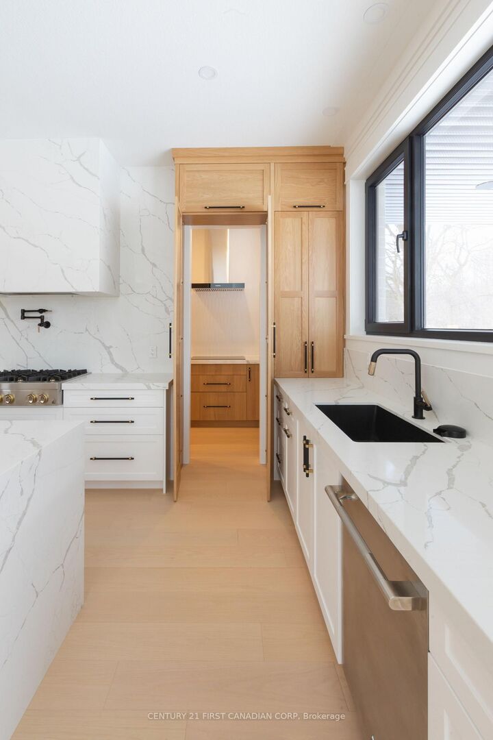 Photo de la propriété: 3124 Gillespie Trail ON N6P 0L4