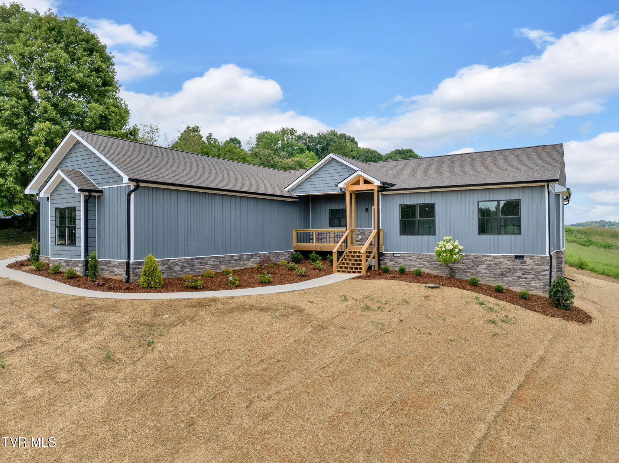 Property Photo:  1208 Olde Oaks Drive  TN 37615 