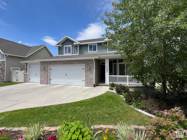 Property Photo: 10337 S Wapati Moon Pl UT 84095