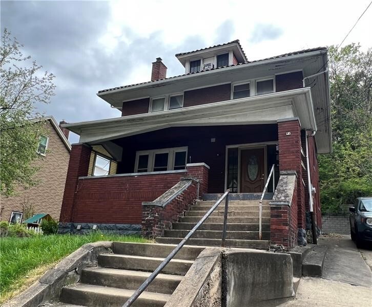 Property Photo: 81 Grant Ave 1 PA 15223