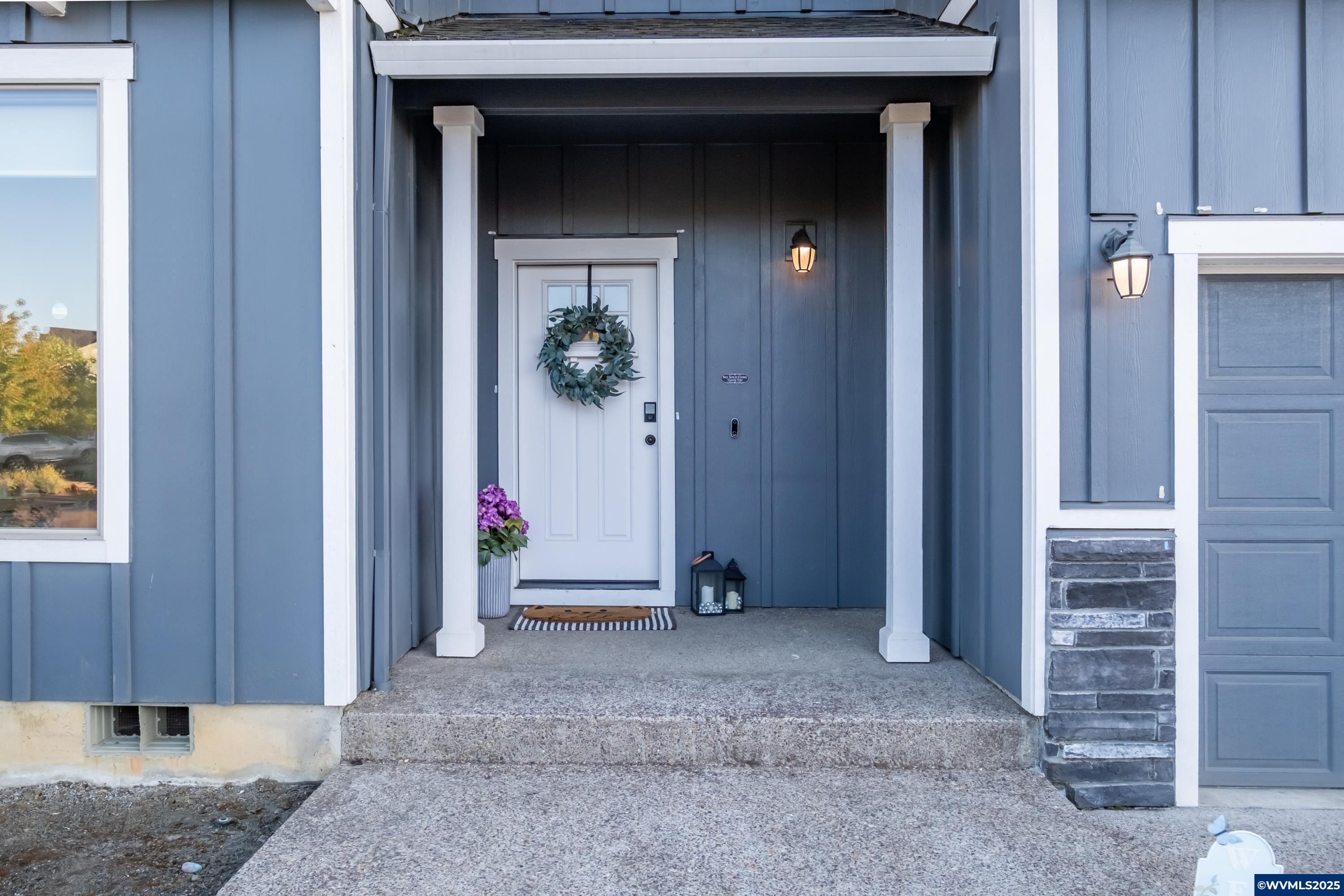 Property Photo: 3150 Duane Ct SE OR 97322