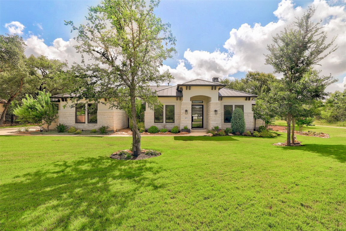 Property Photo: 400 Flint Ridge Trail TX 78628
