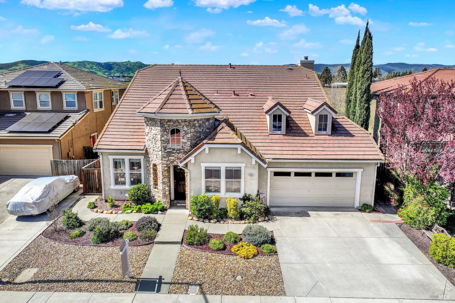 Property Photo: 365 Sage Sparrow Circle CA 95687