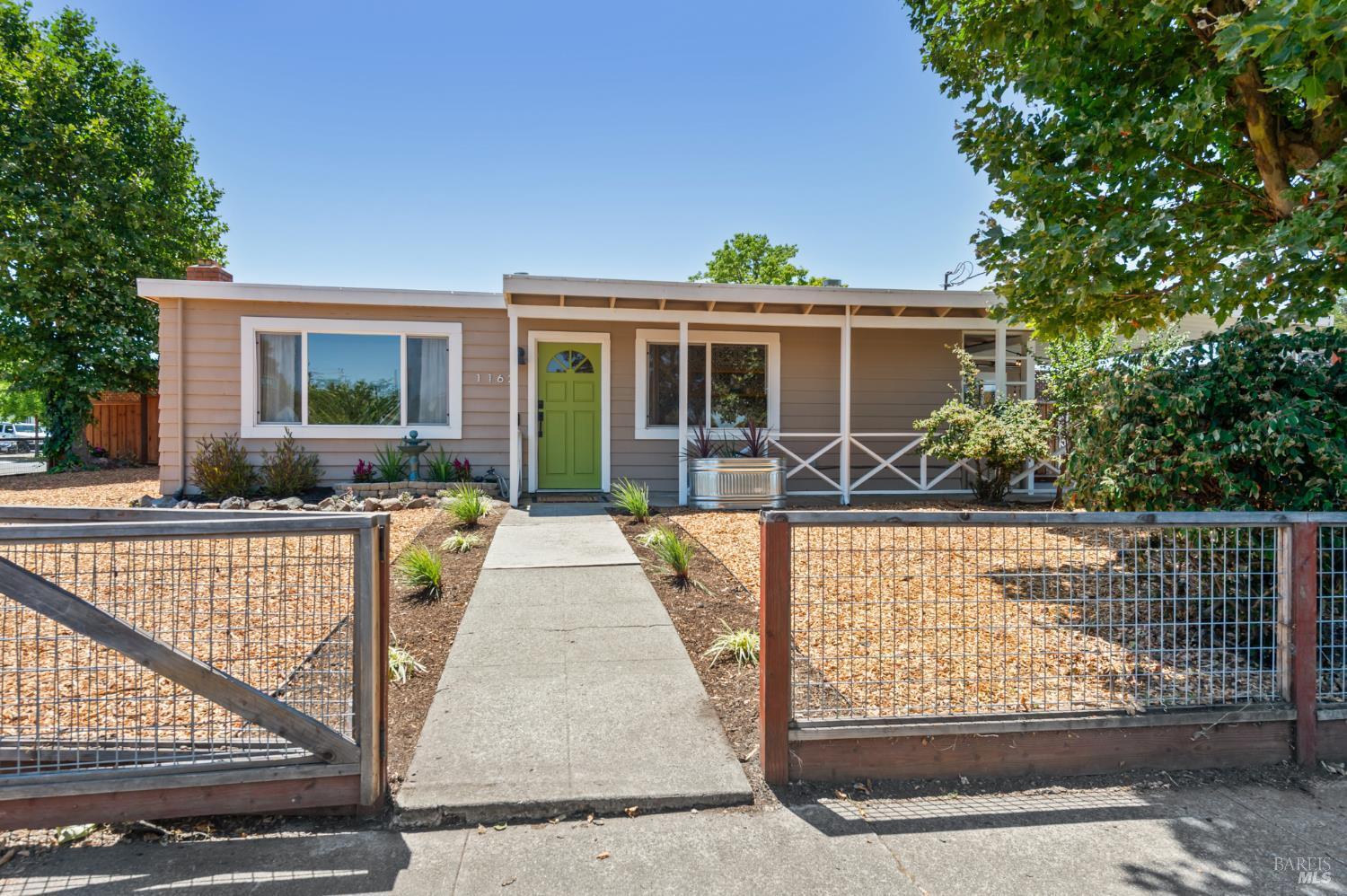 Property Photo: 1162 San Domingo Drive CA 95404