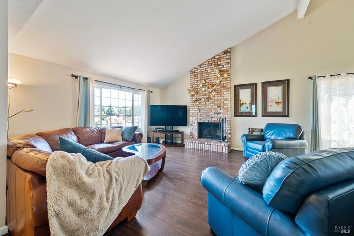 Property Photo:  124 Hydrangea Court  CA 94591 