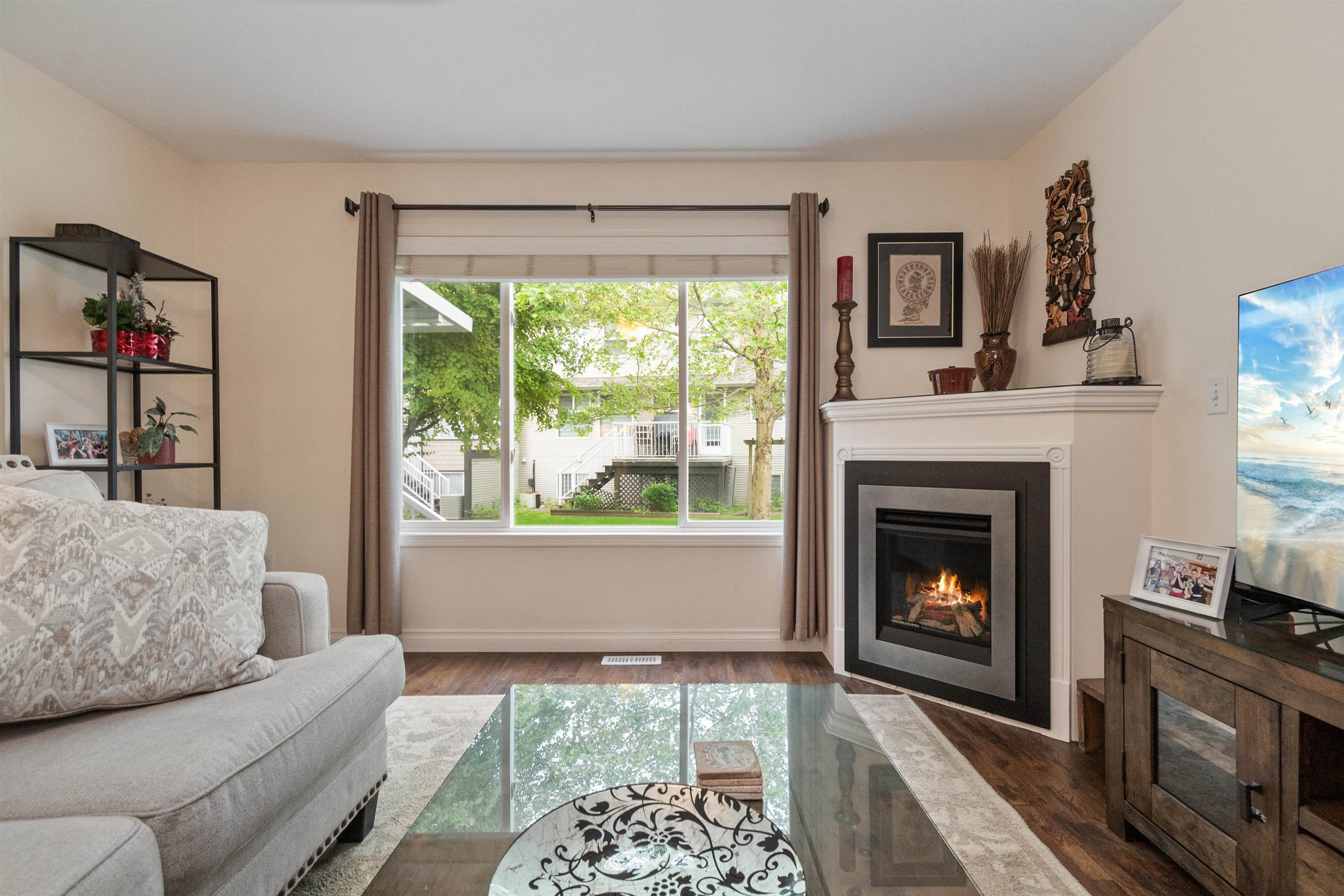 Property Photo: 46360 Valleyview Road 35 BC V2R 5L7