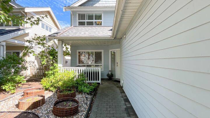 Photo de la propriété:  4791 Steveston Highway 6  BC V7E 2K4