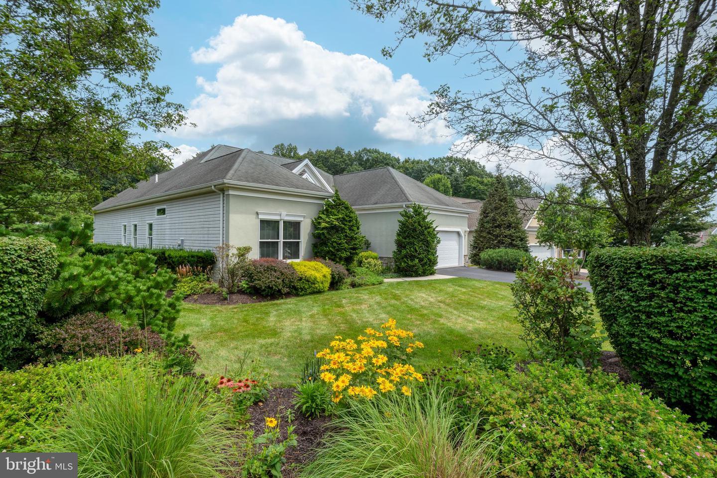 Property Photo: 125 Windrush Lane PA 17055