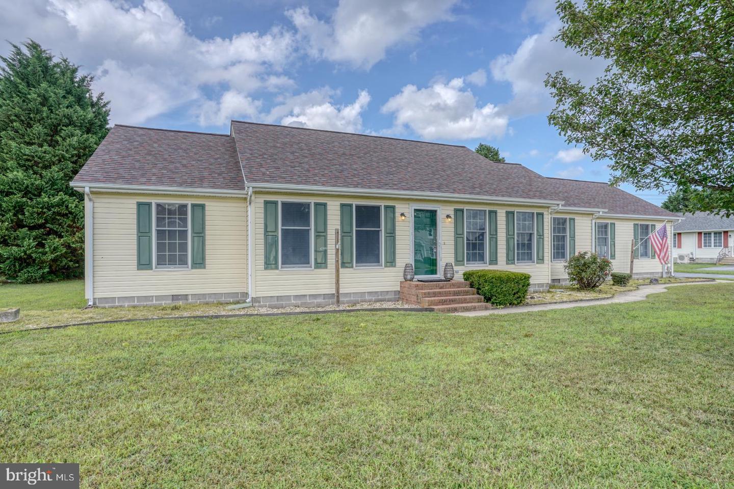 Property Photo:  10 N Brandywine Road  DE 19963 