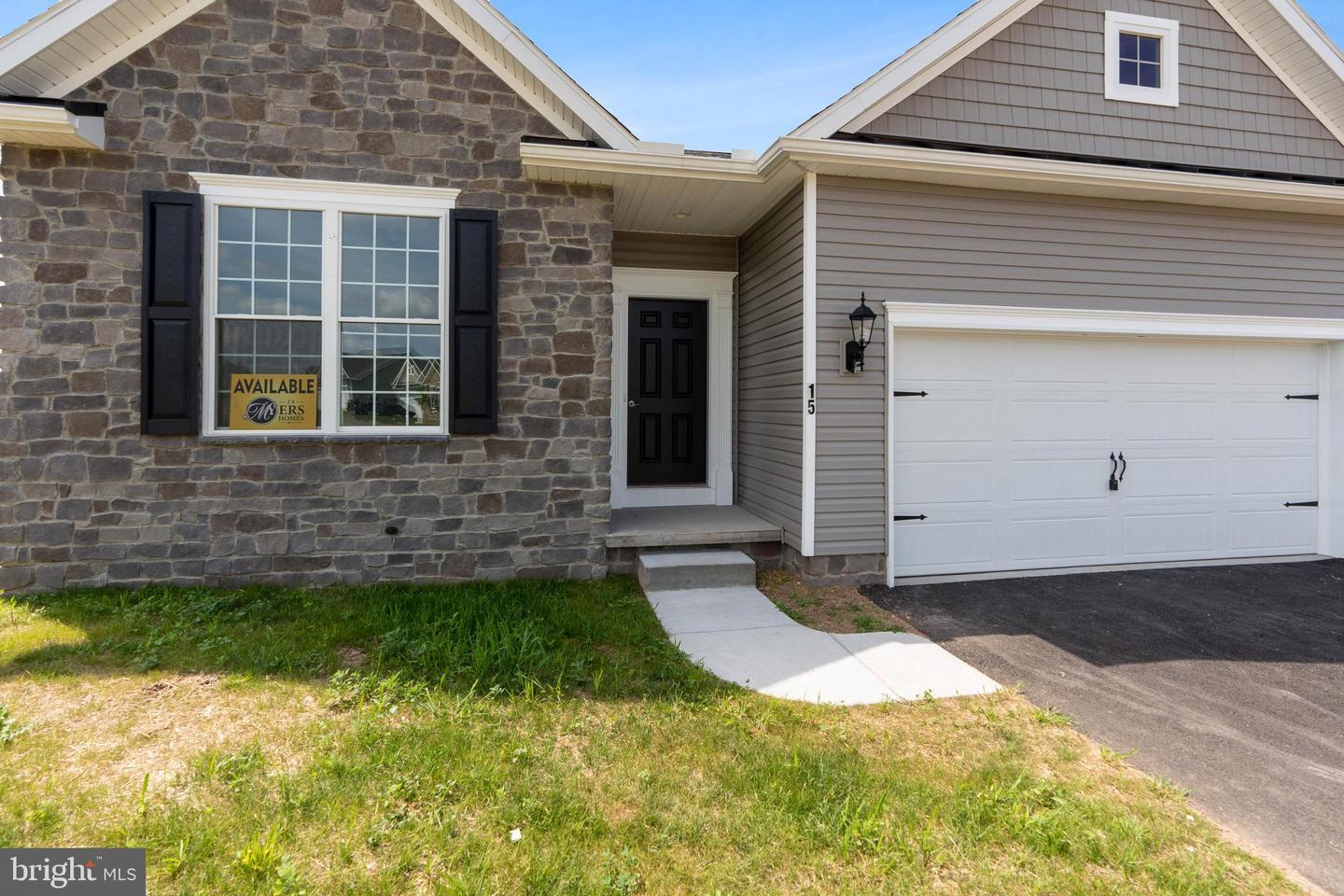 Property Photo: 2638 Victorian Drive Lot 81 PA 17315