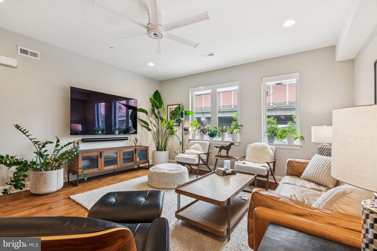 Property Photo:  1428 S Front Street  PA 19147 