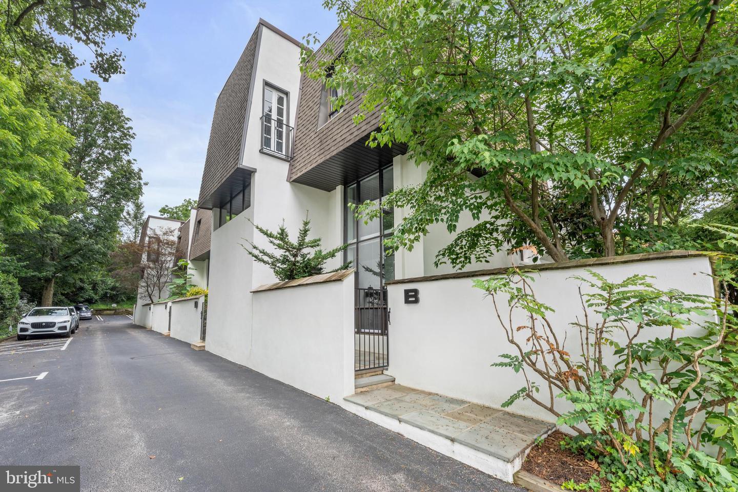 Property Photo: 250 Montgomery Avenue B PA 19041