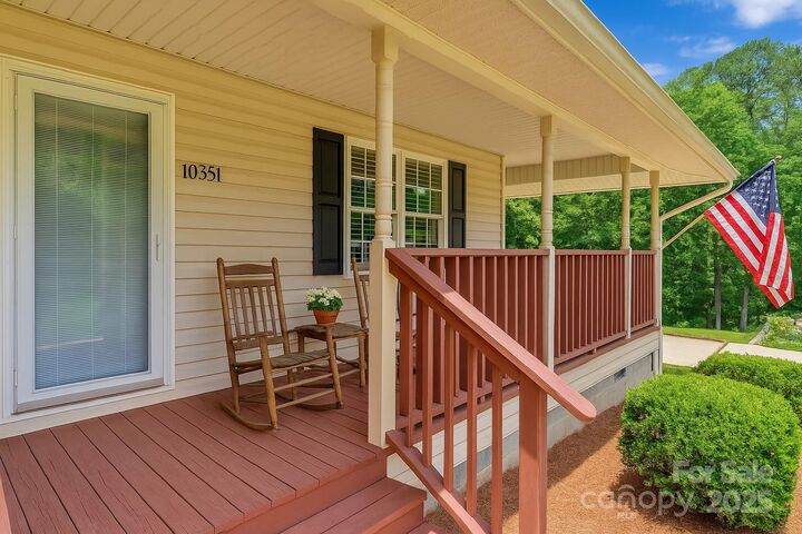 Property Photo: 10351 Fink Road NC 28124