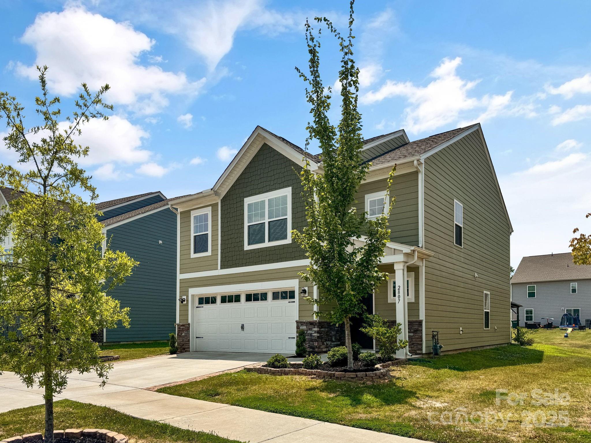 Property Photo: 2807 Oldfield Drive NC 28110