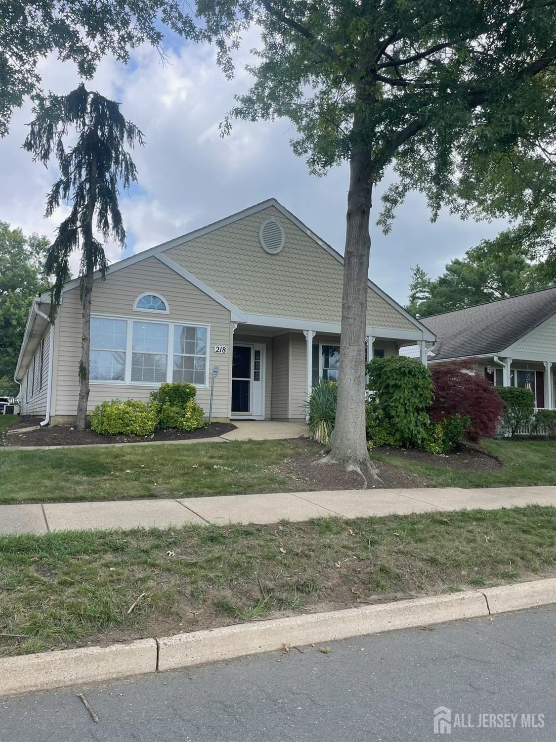 Property Photo: 218 N Pondview Boulevard NJ 08831