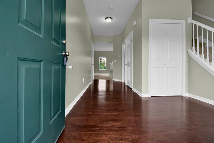 Property Photo: 1153 Park Drive OH 43230