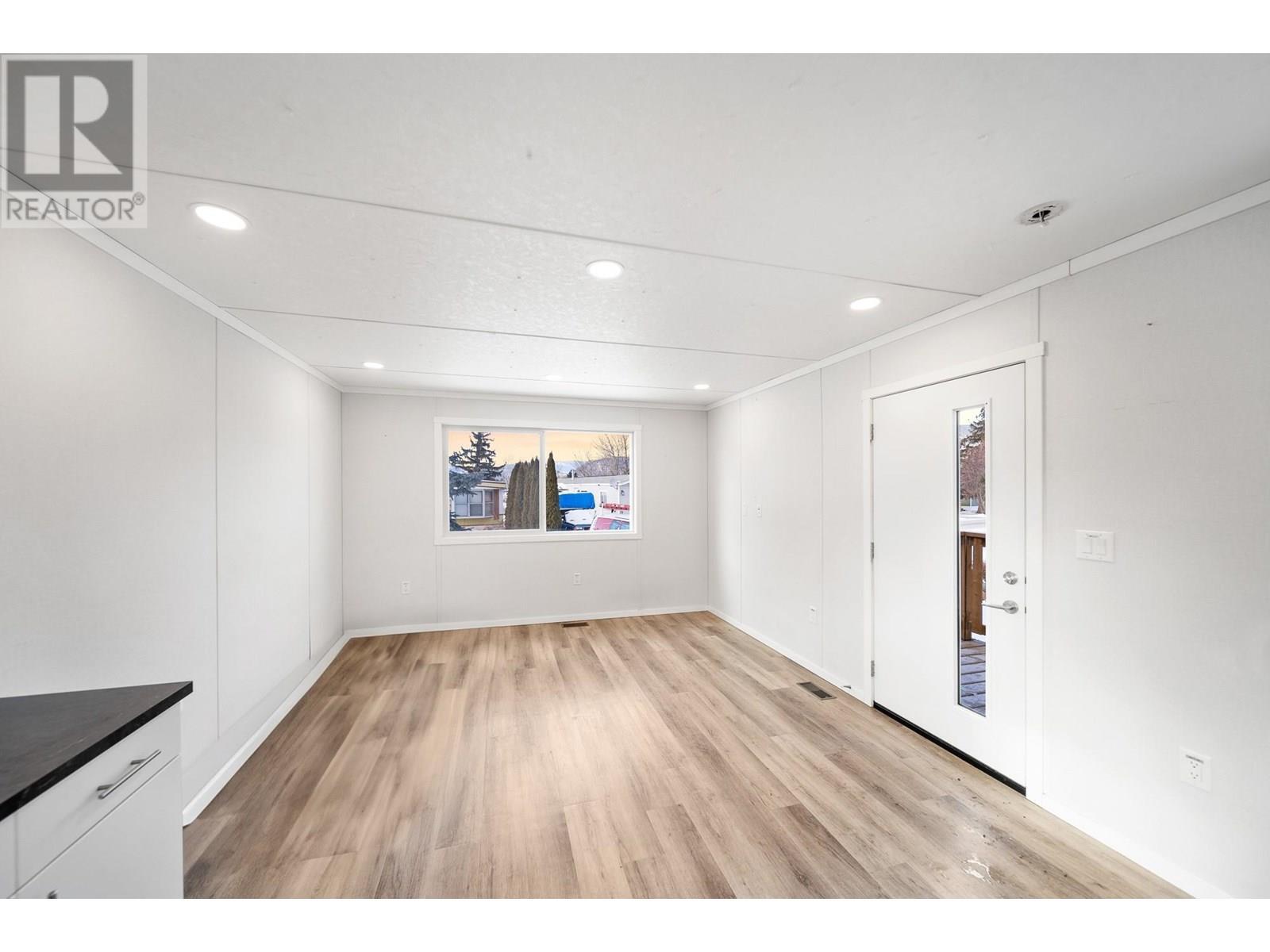 Property Photo: 2776 Clapperton Avenue 100 BC V1K 1G5
