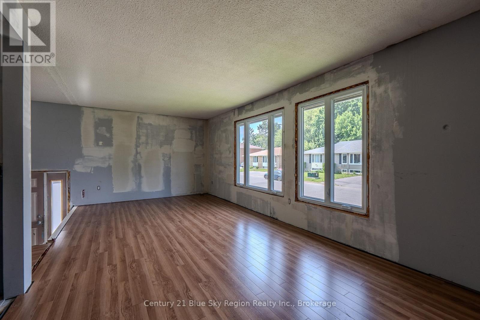 Property Photo: 45 Lovell Avenue ON P1A 3R7