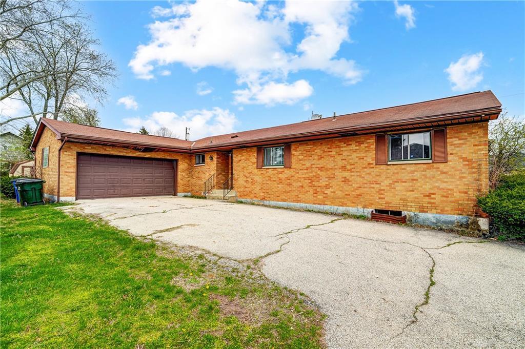 Property Photo: 4969 Dayton Liberty Road OH 45417