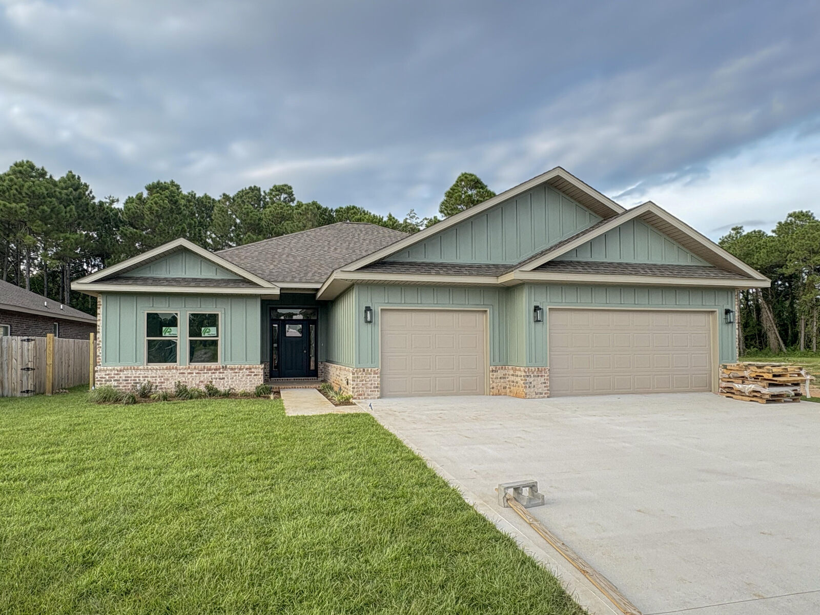 Property Photo:  5538 Chenier Drive  FL 32563 