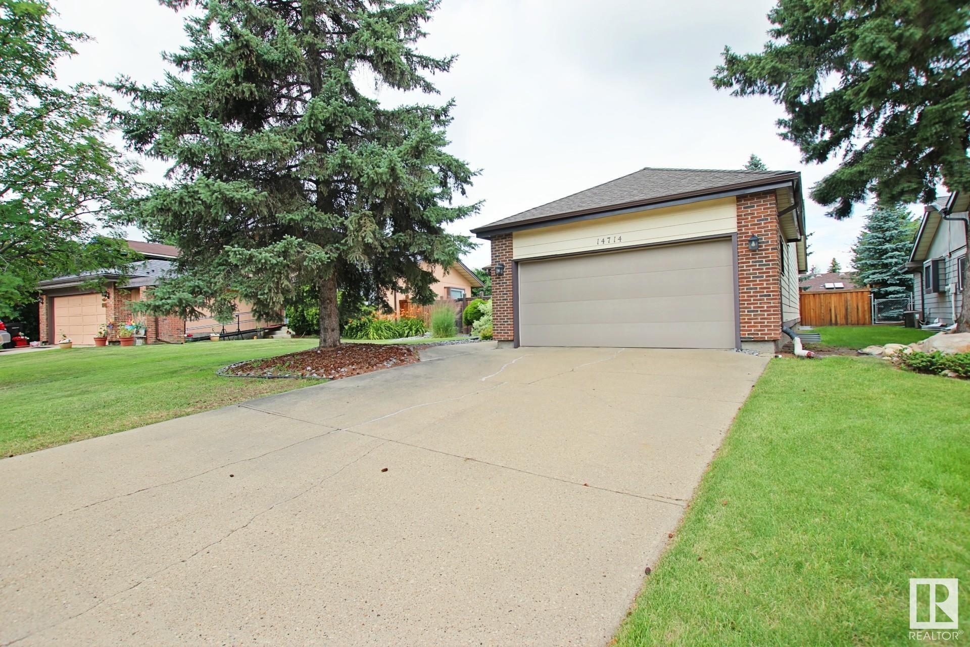 Property Photo: 14714 45 Avenue NW AB T6H 5M5