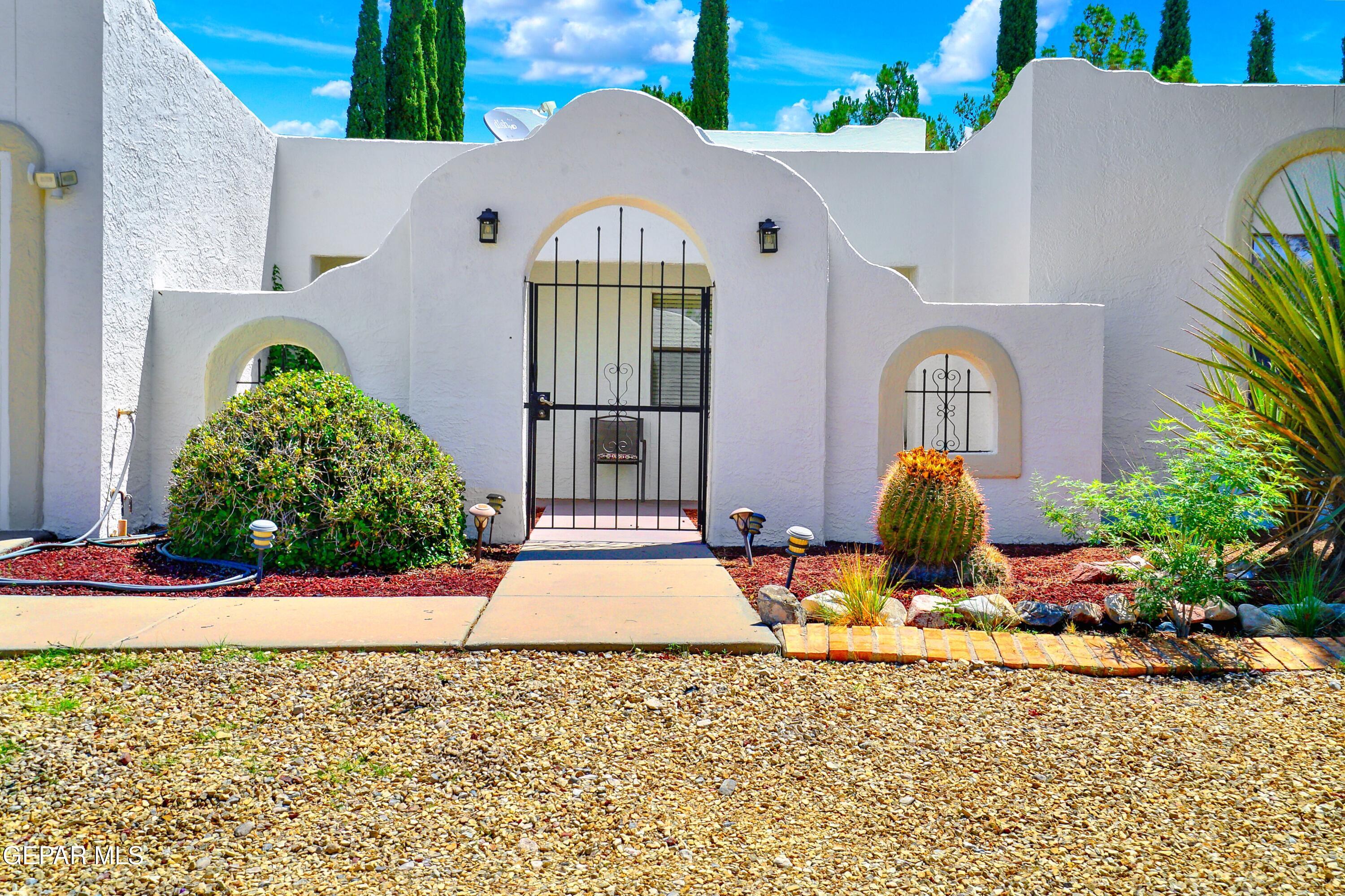 Property Photo:  6541 Loma De Cristo Drive  TX 79912 