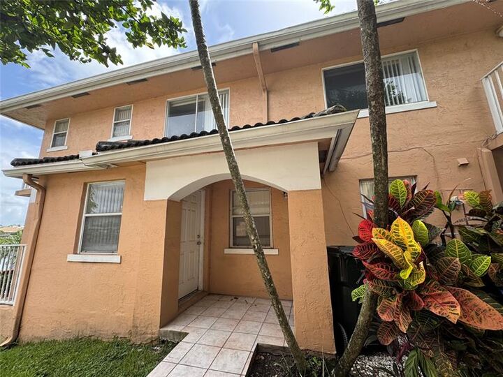 Property Photo: 3243 NW 44th St 2 FL 33309