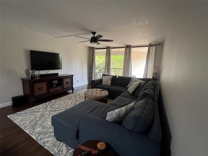 Property Photo:  16475 Golf Club Rd 306  FL 33326 