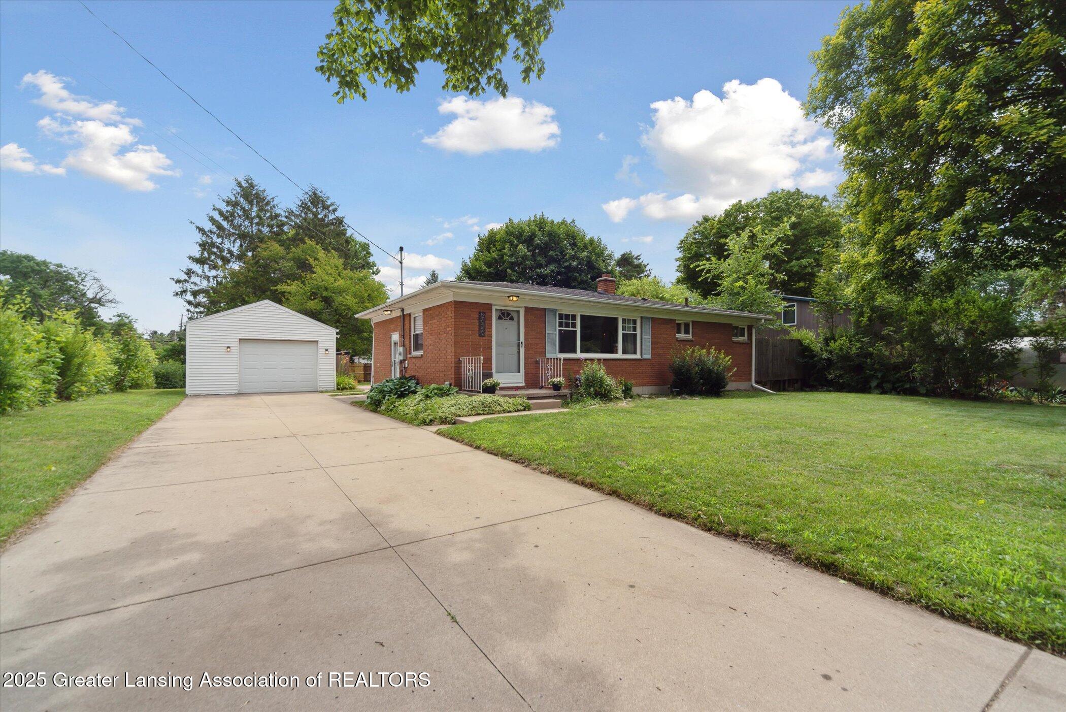 Property Photo:  5626 Hallendale Road  MI 48840 