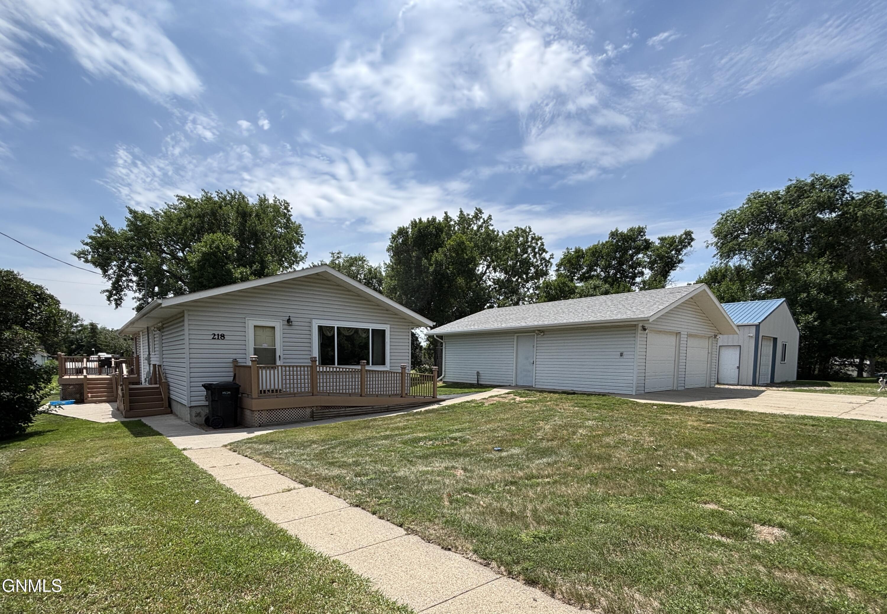 Property Photo: 218 1st Avenue E ND 58580